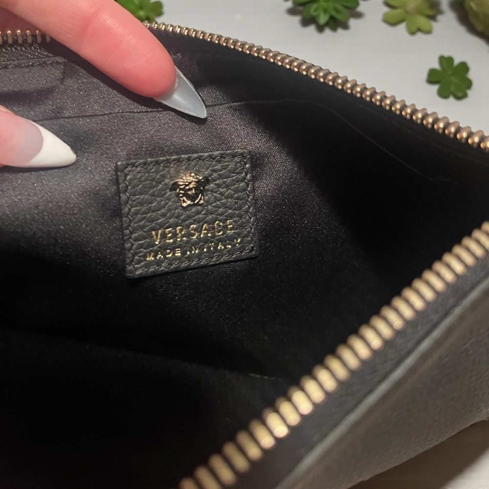 Versace la Medusa Black Leather Clutch - Picture 6 of 8